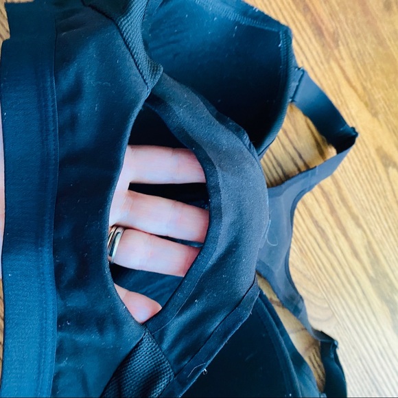 VSX Victoria’s Secret Incredible Sports Bra Zip Front 34C - Picture 11 of 14